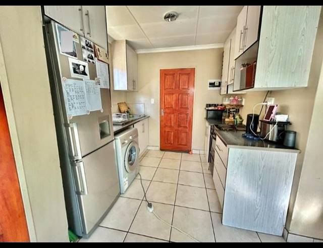 2 BEDROOM HOUSE FOR SALE IN RIVERSIDE VIEW EXT 35